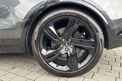 39 of 51 for Land Rover Discovery 3.0 D300 Metropolitan Edition 5dr