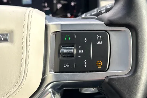 49 of 51 for Land Rover Discovery 3.0 D300 Metropolitan Edition 5dr