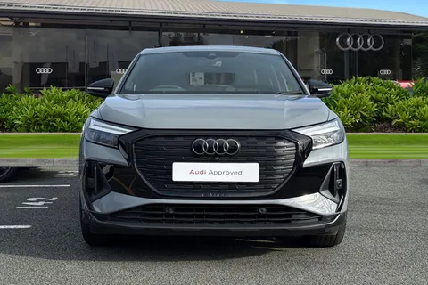 DK73LTE Audi Q4 e-tron Q4 Sportback Black Edition 45 e-tron  210,00 kW Thumbnail #6