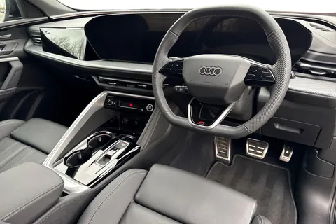 AO25YDC Audi Q5 SUV S line TFSI quattro 204 PS S tronic Thumbnail #14