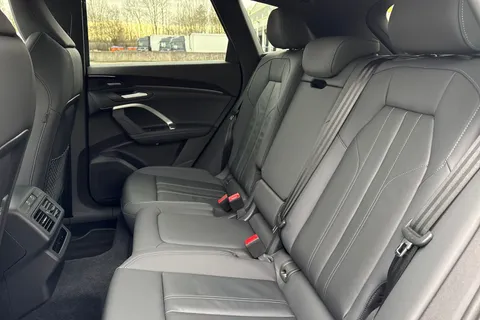 AO25YDC Audi Q5 SUV S line TFSI quattro 204 PS S tronic Thumbnail #19