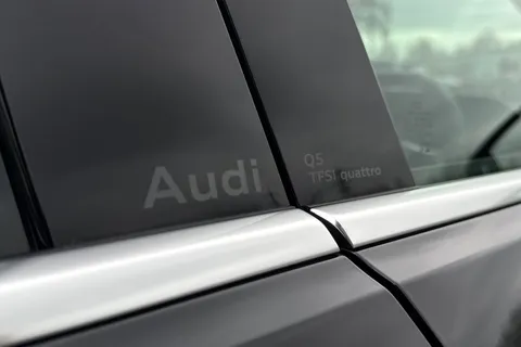 AO25YDC Audi Q5 SUV S line TFSI quattro 204 PS S tronic Thumbnail #32