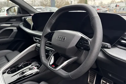 AO25YDC Audi Q5 SUV S line TFSI quattro 204 PS S tronic Thumbnail #47