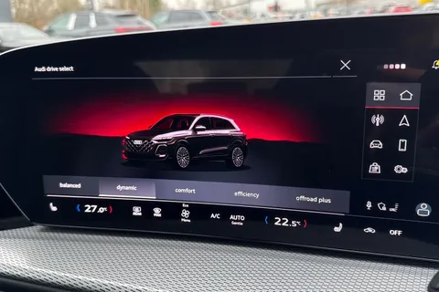AO25YDC Audi Q5 SUV S line TFSI quattro 204 PS S tronic Thumbnail #57