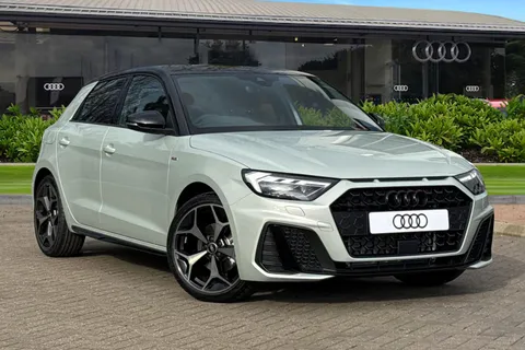 Audi A1 1.0 TFSI 30 Black Edition Sportback S Tronic Euro 6 (s/s) 5dr Thumbnail #2