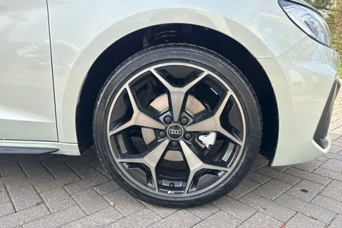 Audi A1 1.0 TFSI 30 Black Edition Sportback S Tronic Euro 6 (s/s) 5dr Thumbnail #10