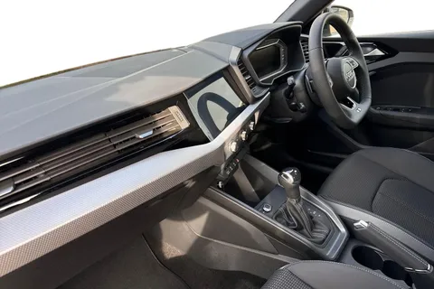 Audi A1 1.0 TFSI 30 Black Edition Sportback S Tronic Euro 6 (s/s) 5dr Thumbnail #15