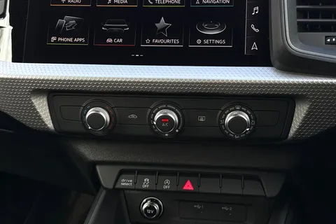 Audi A1 1.0 TFSI 30 Black Edition Sportback S Tronic Euro 6 (s/s) 5dr Thumbnail #22