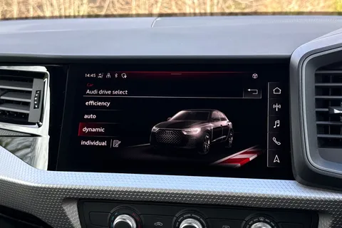 Audi A1 1.0 TFSI 30 Black Edition Sportback S Tronic Euro 6 (s/s) 5dr Thumbnail #31