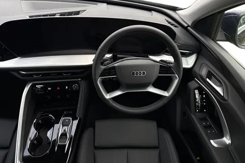  Audi Q5 2.0 TFSI Sport S Tronic quattro Euro 6 (s/s) 5dr Thumbnail #18