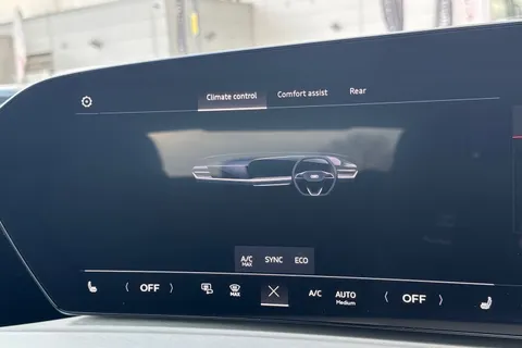  Audi Q5 2.0 TFSI Sport S Tronic quattro Euro 6 (s/s) 5dr Thumbnail #22