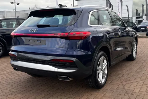  Audi Q5 2.0 TFSI Sport S Tronic quattro Euro 6 (s/s) 5dr Thumbnail #27