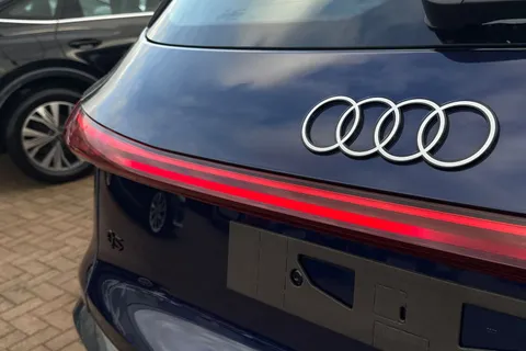  Audi Q5 2.0 TFSI Sport S Tronic quattro Euro 6 (s/s) 5dr Thumbnail #38