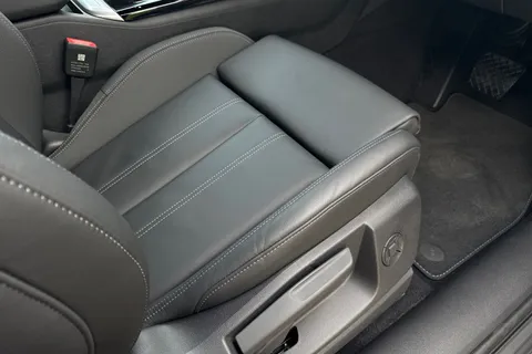  Audi Q5 2.0 TFSI Sport S Tronic quattro Euro 6 (s/s) 5dr Thumbnail #43