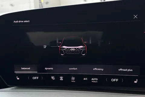  Audi Q5 2.0 TFSI Sport S Tronic quattro Euro 6 (s/s) 5dr Thumbnail #56