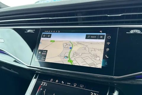 PK75WBZ Audi Q7 SUV  Black Edition TDI quattro 286 PS tiptronic Thumbnail #17