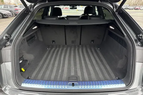  Audi Q8 3.0 TDI V6 50 Black Edition Tiptronic quattro Euro 6 (s/s) 5dr Thumbnail #7