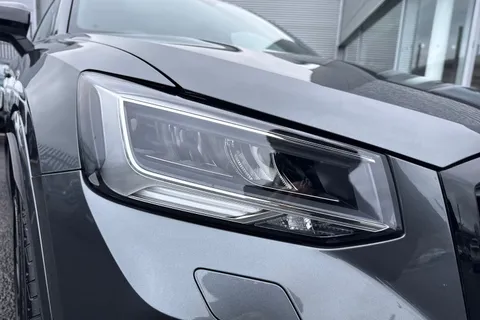 KT25WYZ Audi Q2 Black Edition 35 TFSI  150 PS S tronic Thumbnail #9