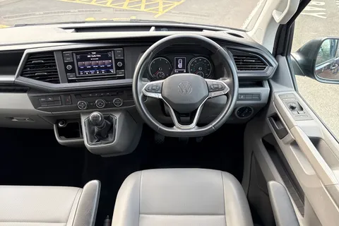 GL73BFK Volkswagen Transporter Shuttle 2.0 TDI 150PS SE Minibus 9 Seats Thumbnail #18