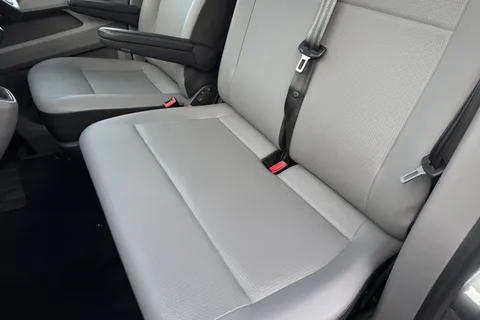 GL73BFK Volkswagen Transporter Shuttle 2.0 TDI 150PS SE Minibus 9 Seats Thumbnail #44