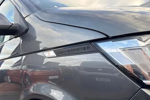 GL73BFK Volkswagen Transporter Shuttle 2.0 TDI 150PS SE Minibus 9 Seats Thumbnail #51