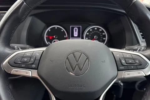 GL73BFK Volkswagen Transporter Shuttle 2.0 TDI 150PS SE Minibus 9 Seats Thumbnail #56