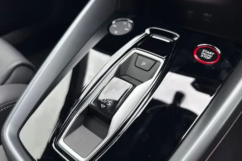 PX75KEK Audi S3 Black Edition TFSI  333 PS S tronic Thumbnail #23