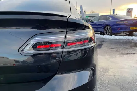 KR24YYZ Volkswagen Arteon R-Line 2.0 TSI 190PS 7-speed DSG ⭐DCC, Rear view camera⭐ Thumbnail #26