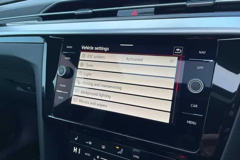 KR24YYZ Volkswagen Arteon R-Line 2.0 TSI 190PS 7-speed DSG ⭐DCC, Rear view camera⭐ Thumbnail #52