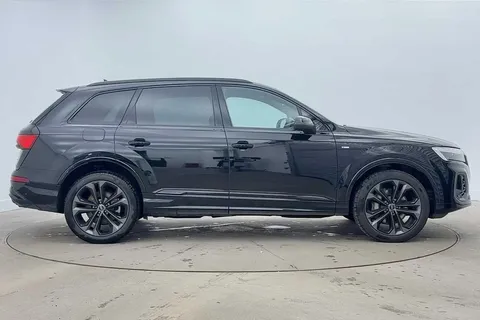 DK75WPX Audi Q7 SUV  Black Edition TFSI quattro 340 PS tiptronic Thumbnail #4