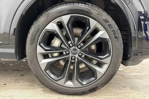 DK75WPX Audi Q7 SUV  Black Edition TFSI quattro 340 PS tiptronic Thumbnail #6