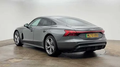 ML72UBO Audi e-tron GT GT quattro 350,00 kW Thumbnail #3