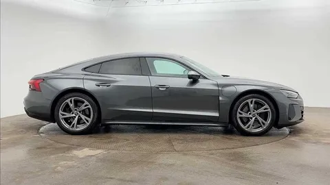 ML72UBO Audi e-tron GT GT quattro 350,00 kW Thumbnail #4