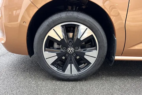 9 of 55 for Volkswagen California Ocean 150 PS 2.0 TDI 7-Speed DSG