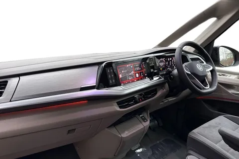 14 of 55 for Volkswagen California Ocean 150 PS 2.0 TDI 7-Speed DSG