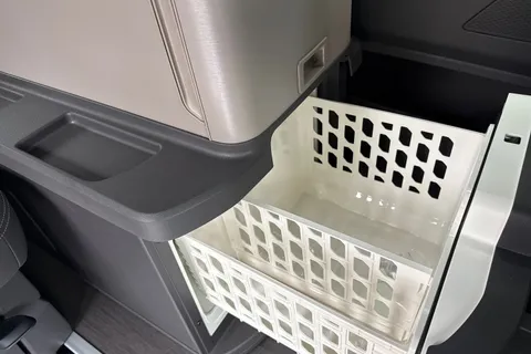 32 of 55 for Volkswagen California Ocean 150 PS 2.0 TDI 7-Speed DSG