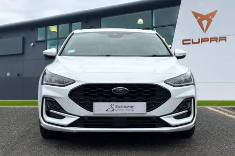 MH73CUJ Ford Focus 1.0T EcoBoost MHEV ST-Line X DCT Euro 6 (s/s) 5dr Thumbnail #6