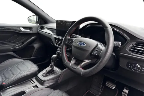 MH73CUJ Ford Focus 1.0T EcoBoost MHEV ST-Line X DCT Euro 6 (s/s) 5dr Thumbnail #14