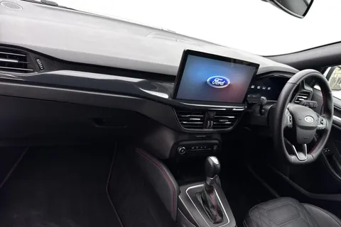 MH73CUJ Ford Focus 1.0T EcoBoost MHEV ST-Line X DCT Euro 6 (s/s) 5dr Thumbnail #15