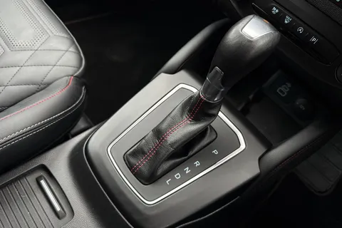 MH73CUJ Ford Focus 1.0T EcoBoost MHEV ST-Line X DCT Euro 6 (s/s) 5dr Thumbnail #23