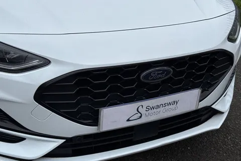 MH73CUJ Ford Focus 1.0T EcoBoost MHEV ST-Line X DCT Euro 6 (s/s) 5dr Thumbnail #42