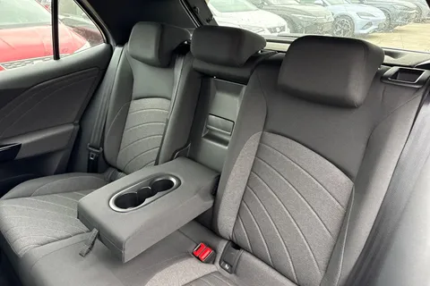  Volkswagen ID.3 Pro 59kWh Essential Auto 5dr Thumbnail #19