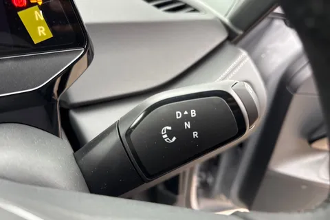  Volkswagen ID.3 Pro 59kWh Essential Auto 5dr Thumbnail #23