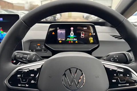  Volkswagen ID.3 Pro 59kWh Essential Auto 5dr Thumbnail #31