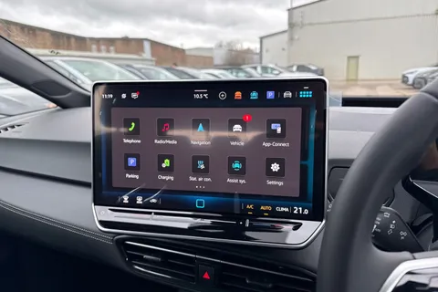  Volkswagen ID.3 Pro 59kWh Essential Auto 5dr Thumbnail #34