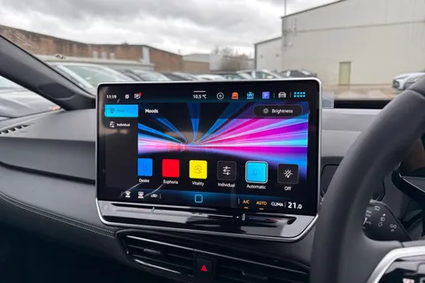  Volkswagen ID.3 Pro 59kWh Essential Auto 5dr Thumbnail #41