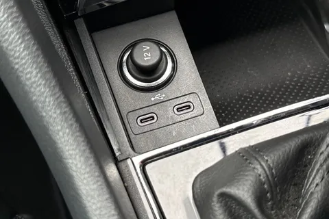 BP72FAU Škoda Karoq 1.5 TSI ACT SE L DSG Euro 6 (s/s) 5dr Thumbnail #45