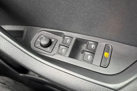 BP72FAU Škoda Karoq 1.5 TSI ACT SE L DSG Euro 6 (s/s) 5dr Thumbnail #49