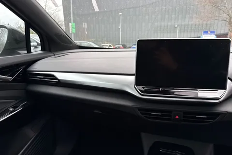 Volkswagen ID.4 Pro 77kWh Black Edition Auto 5dr Thumbnail #20