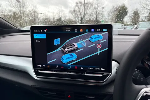 Volkswagen ID.4 Pro 77kWh Black Edition Auto 5dr Thumbnail #43